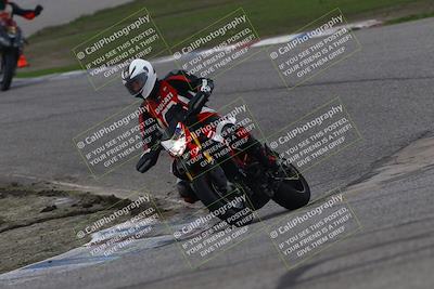 media/Nov-30-2025-TrackDaz (Sun) [[d8b22663df]]/A Group/Session 3 (Off Ramp)/